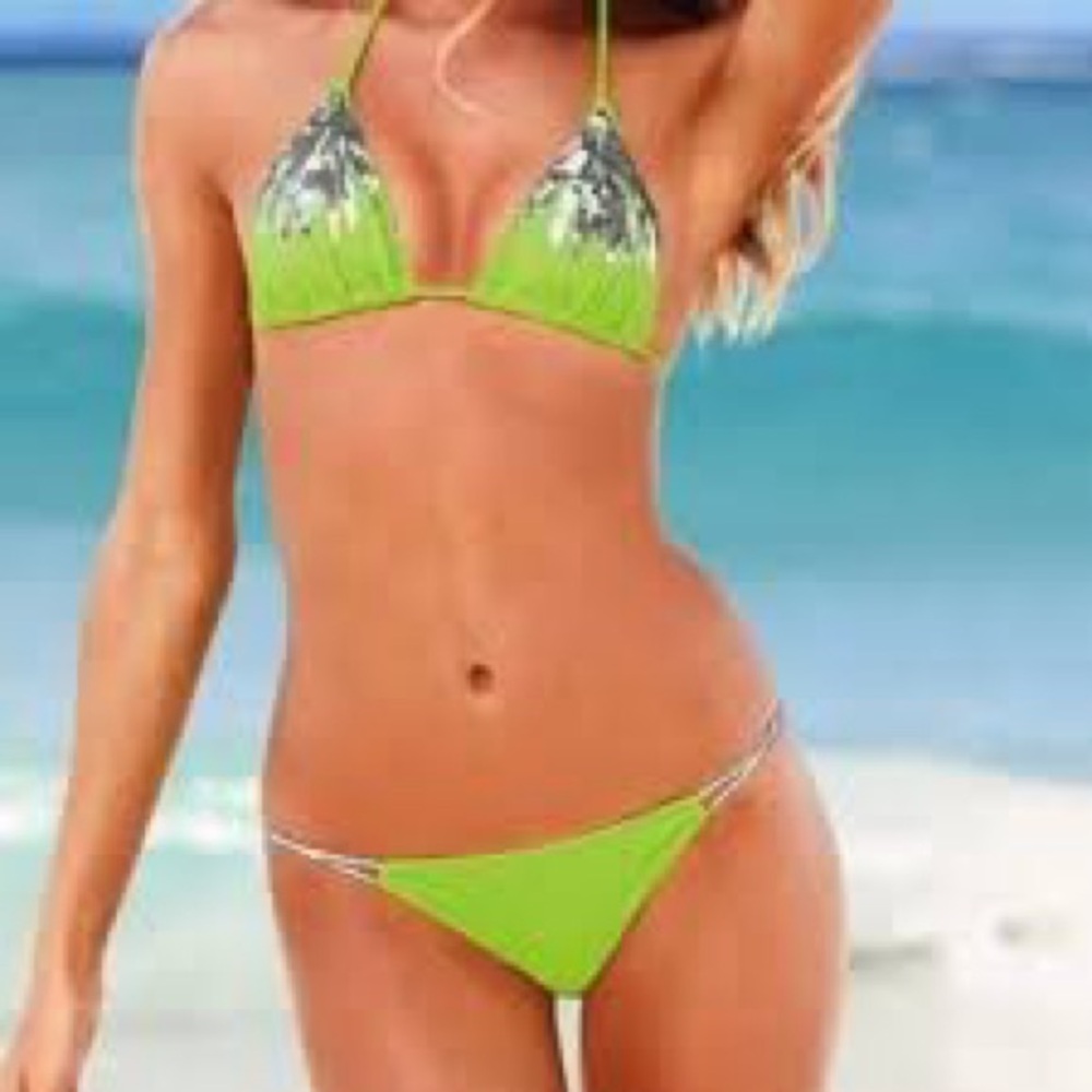 NWOT Victoria’s Secret 2-pieces bikini neon green triangle top silver sequins